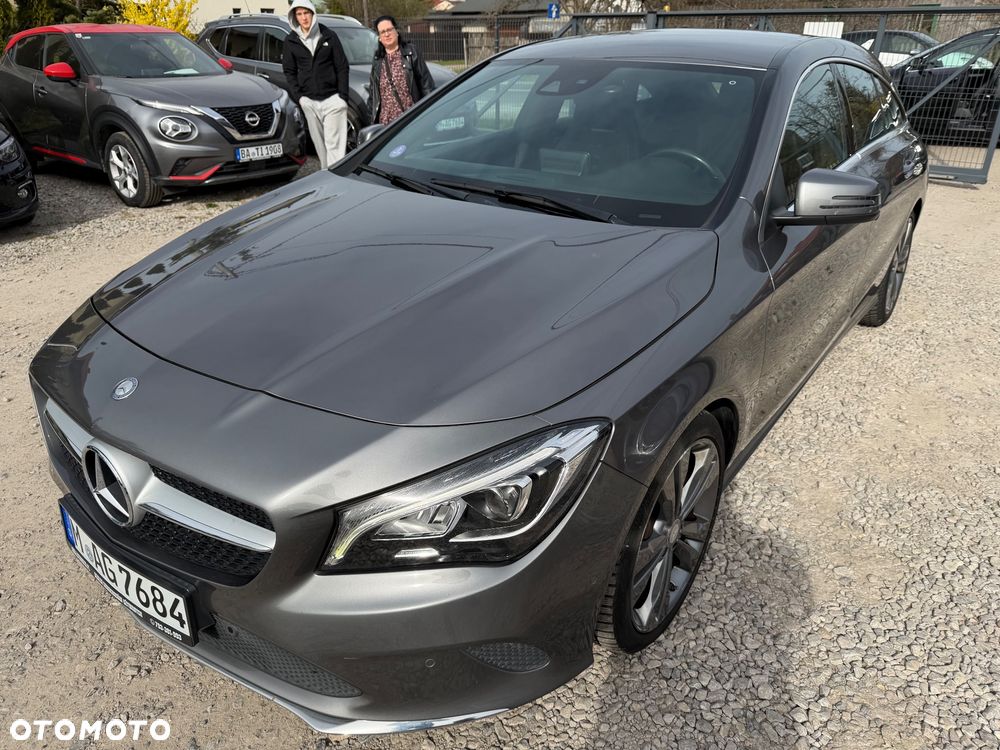 Mercedes-Benz CLA 180 Urban - 9