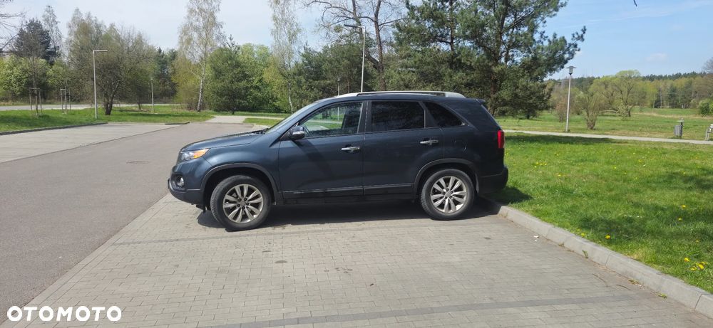 Kia Sorento - 2
