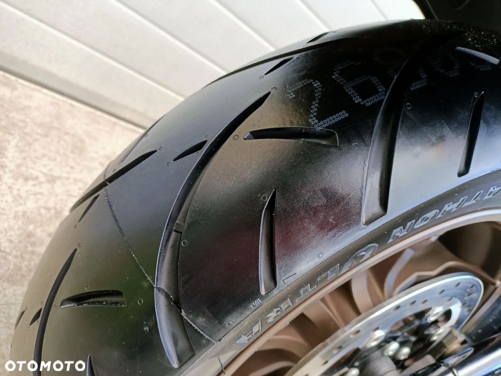 Harley-Davidson Softail Low Rider - 24
