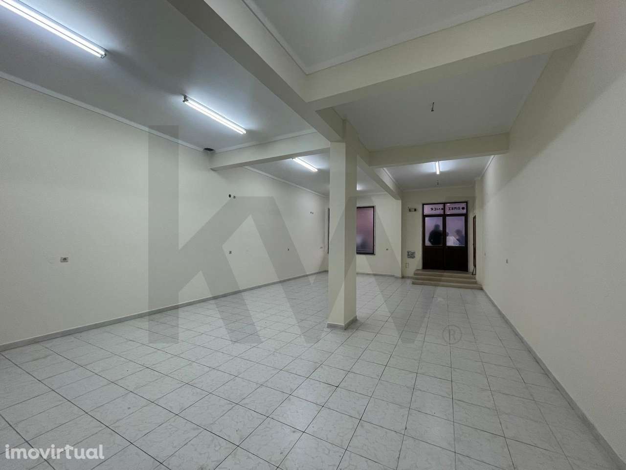 Loja à Venda em  São Marcos - Oportunidade Única para o Seu Negócio! - Grande imagem: 3/11