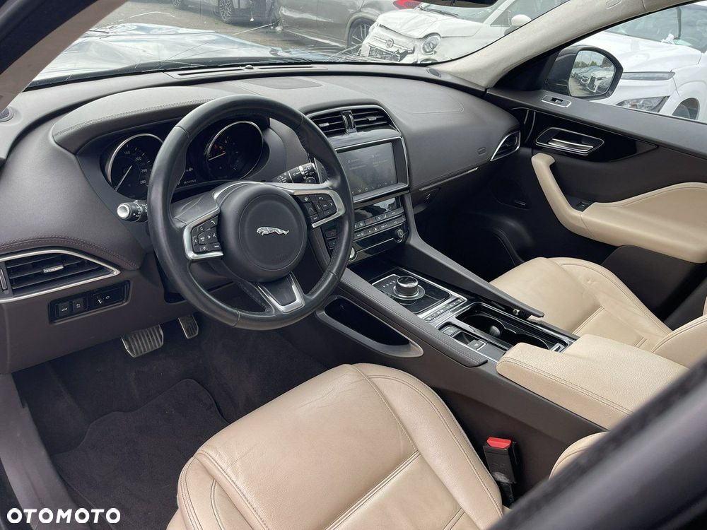 Jaguar F-Pace 2.0 i4D AWD Prestige - 7
