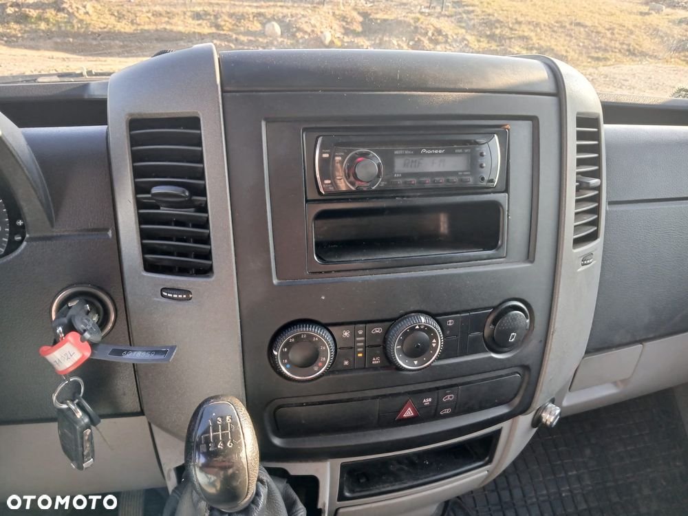 Volkswagen CRAFTER - 6