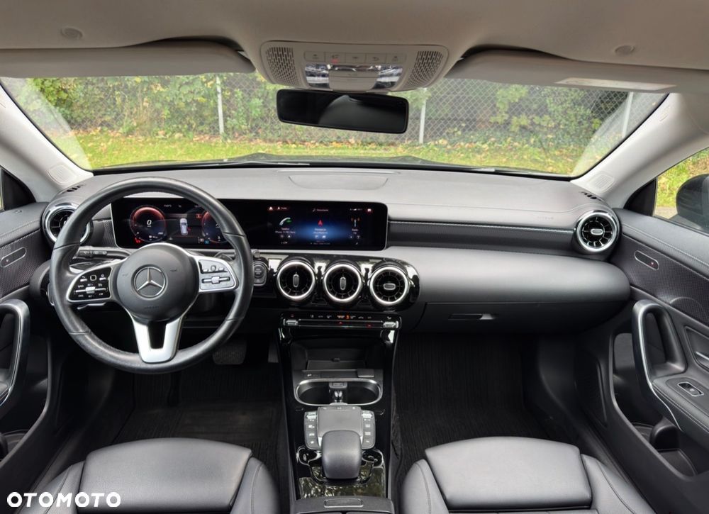 Mercedes-Benz CLA 200 d Shooting Brake 8G-DCT Progressive Line Advanced - 27