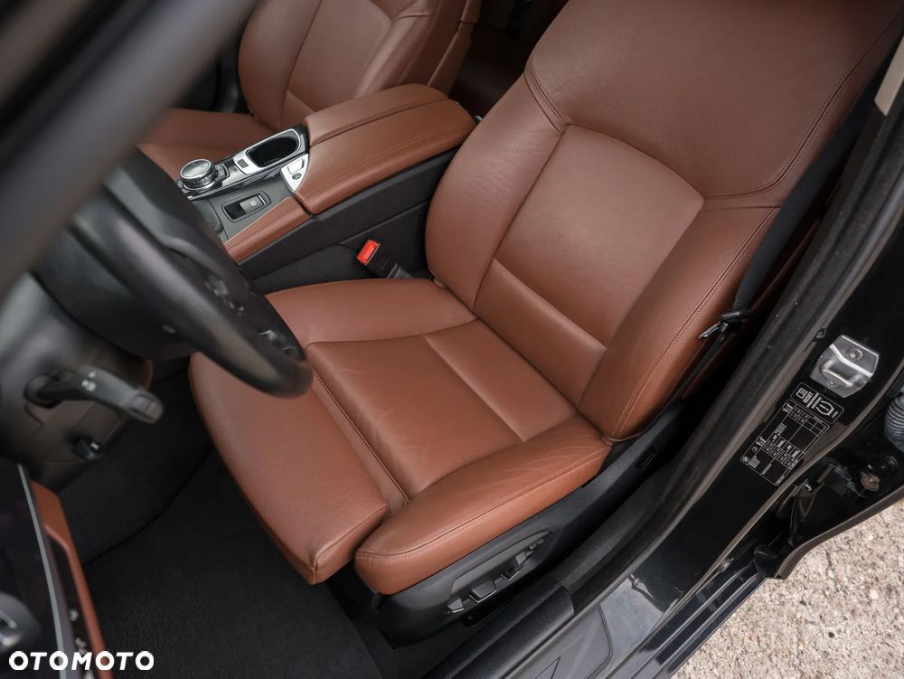 BMW Seria 5 525d Modern Line - 27