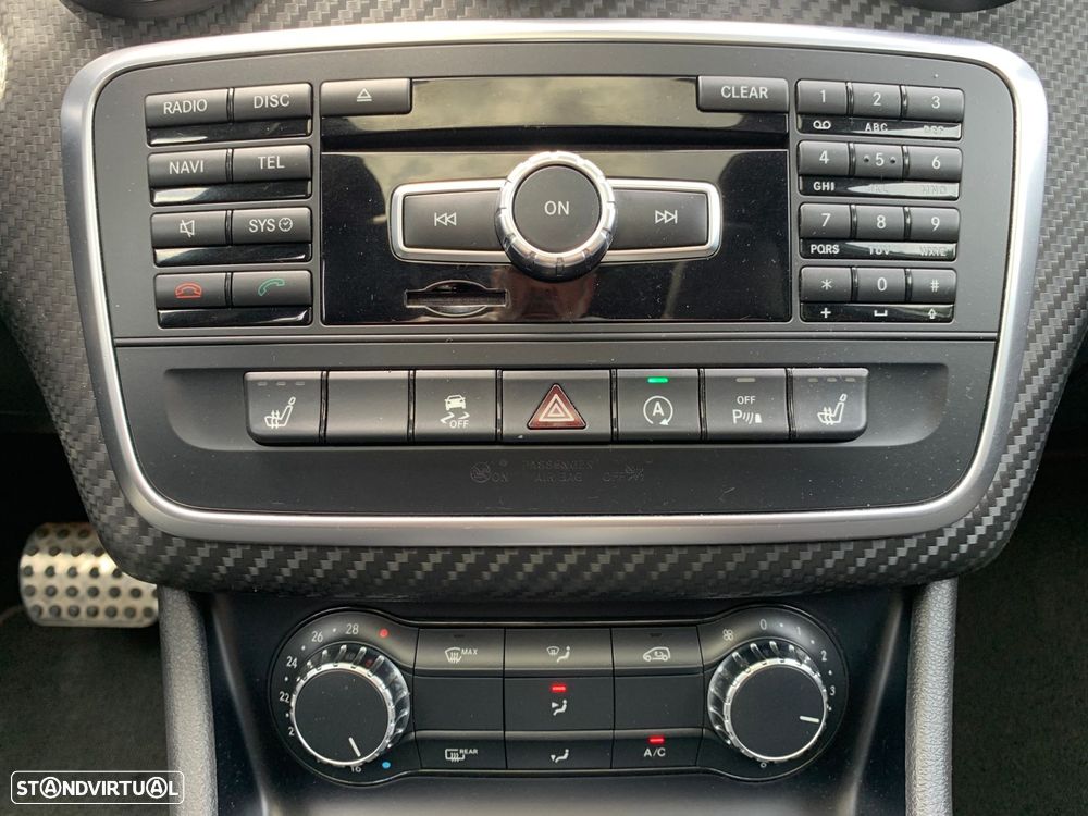 Mercedes-Benz A 45 AMG 4-Matic - 28