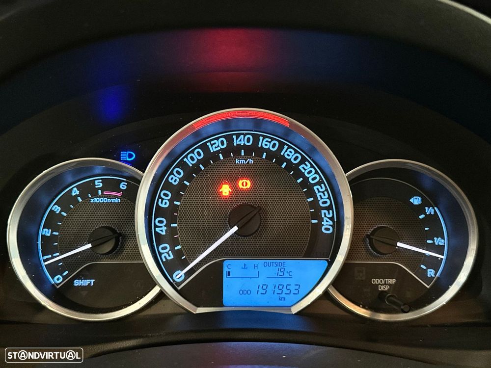 Toyota Auris Touring Sports 1.4 D-4D Comfort+Pack Sport - 21