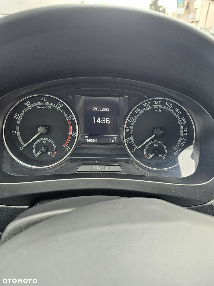 Skoda RAPID 1.0 TSI Ambition - 9