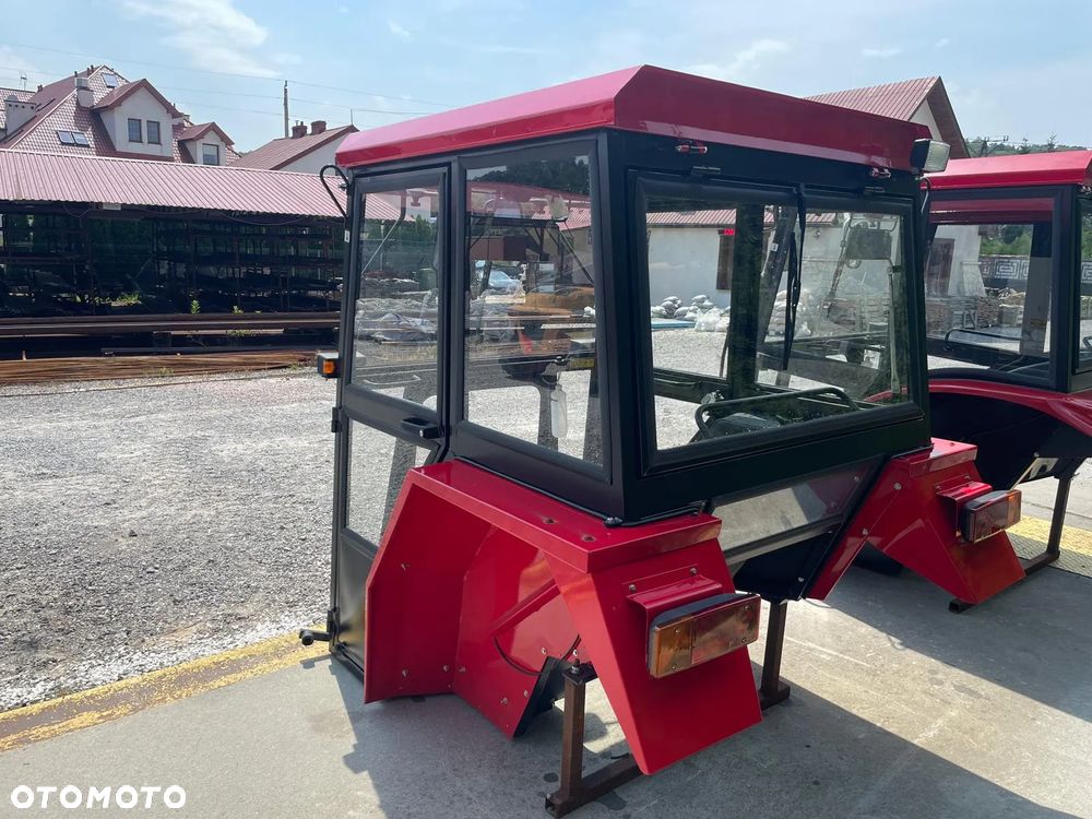 Massey Ferguson - 11