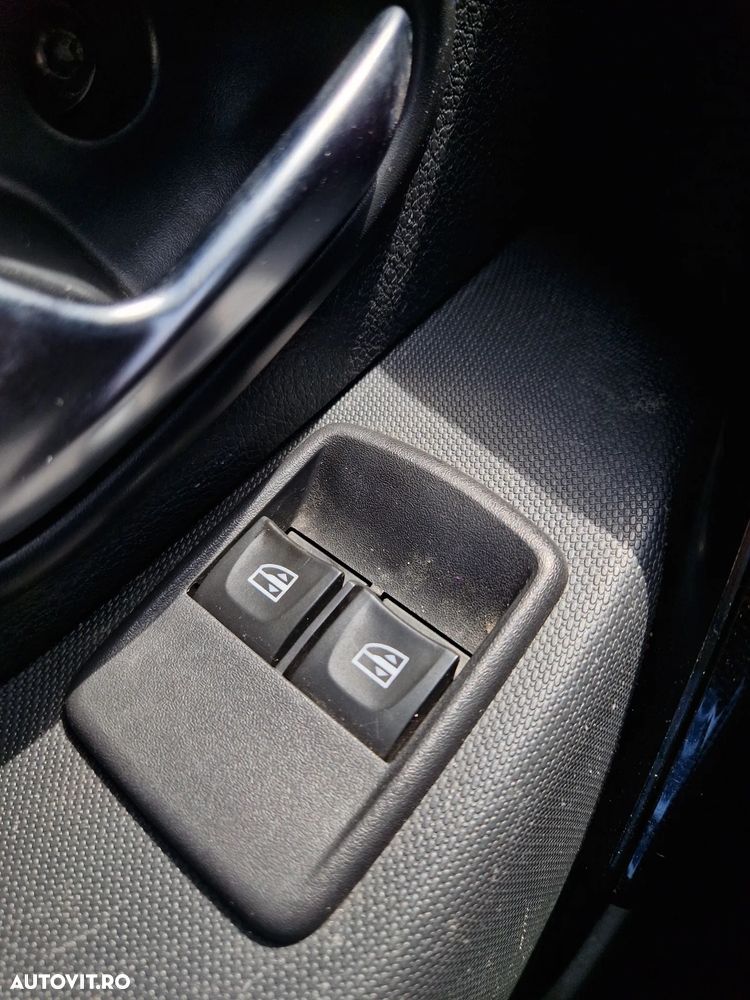 Dacia Logan 0.9 TCe 90 CP Laureate - 24