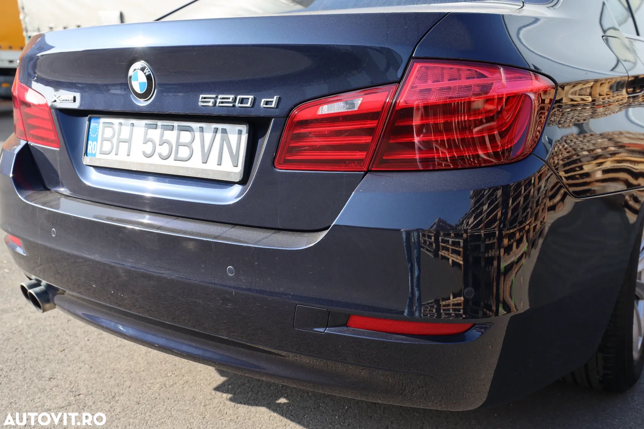 BMW Seria 5 520d xDrive AT - 1
