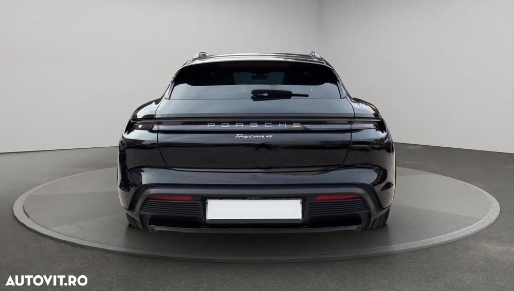 Porsche Taycan 4 - 7
