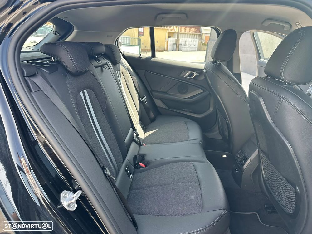 BMW 116 d Sport Line - 16