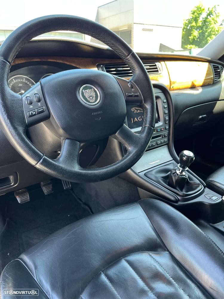 Jaguar X-Type 2.0 Executive - 16