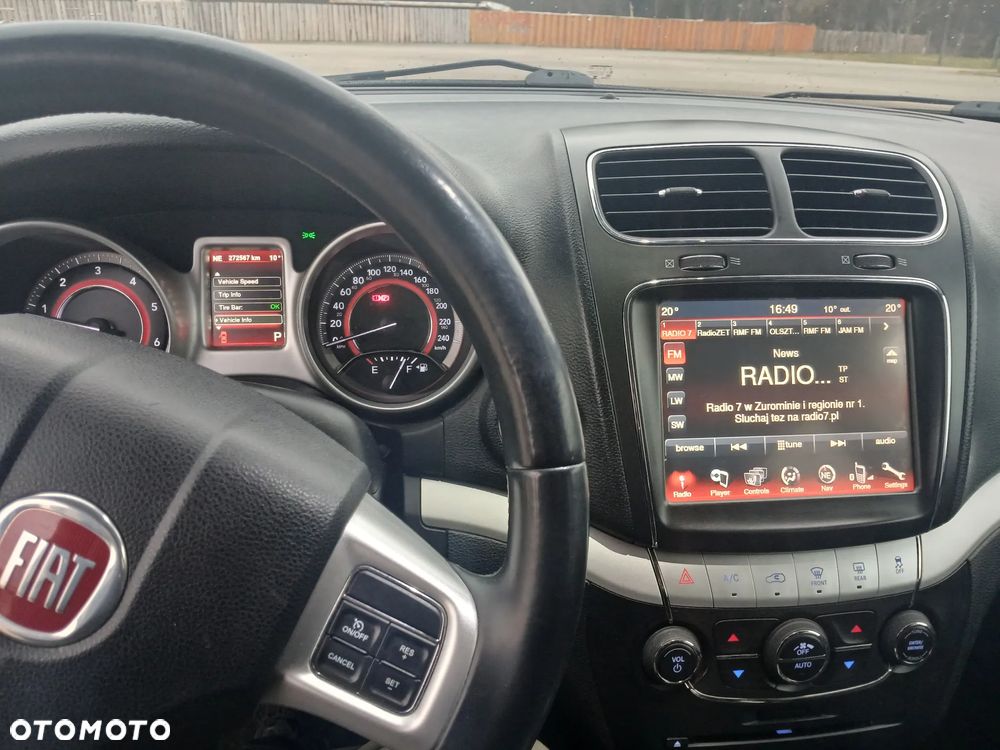 Fiat Freemont 2.0 Multijet 16V DPF Automatik Allrad Lounge - 3