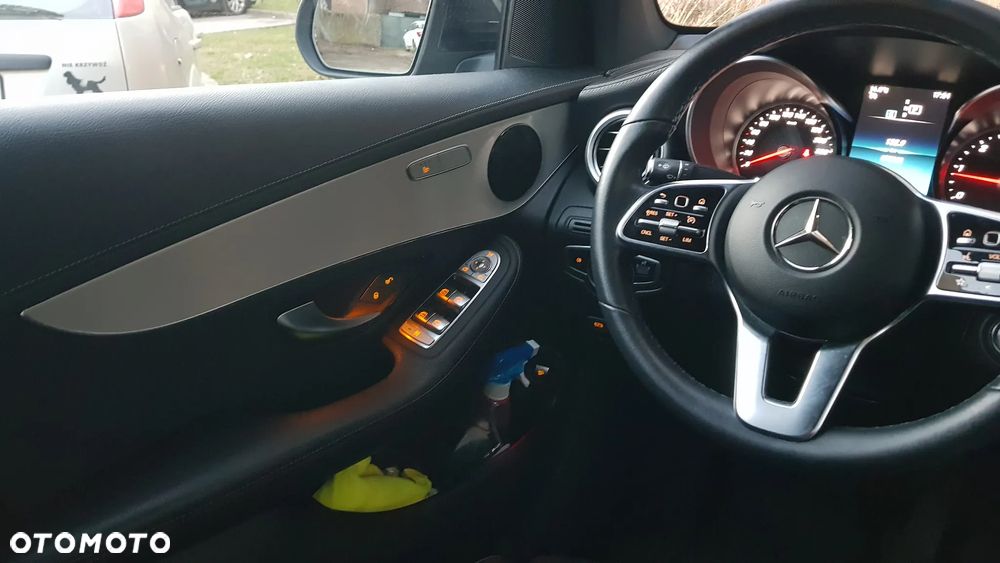 Mercedes-Benz GLC 200 d 4Matic 9G-TRONIC - 26