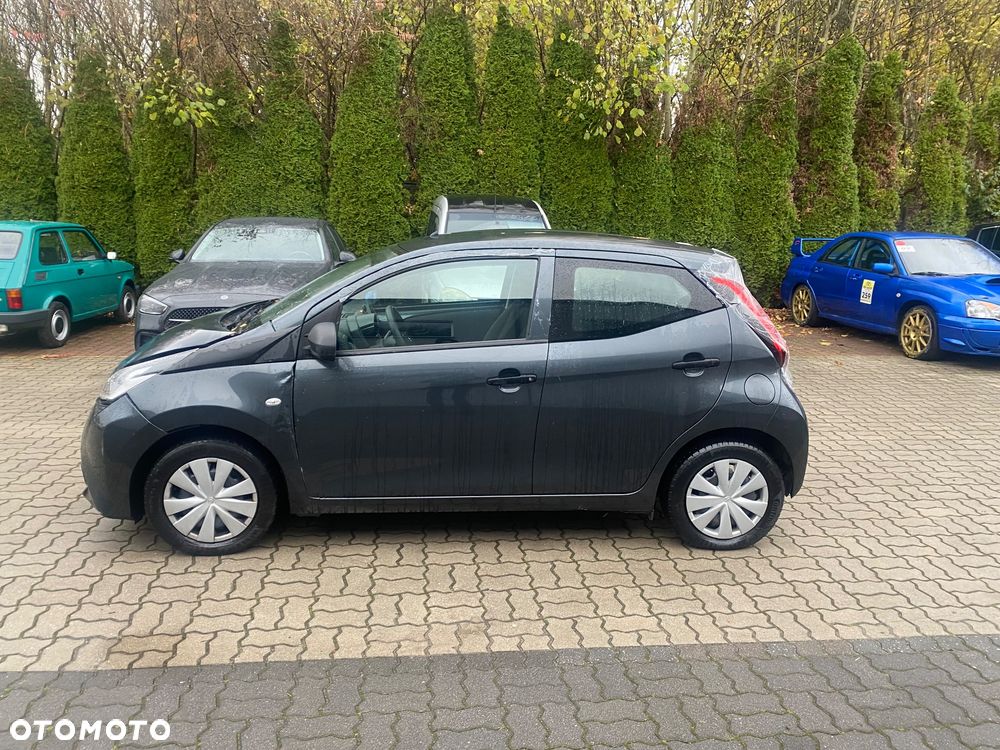 Toyota Aygo x-business - 5