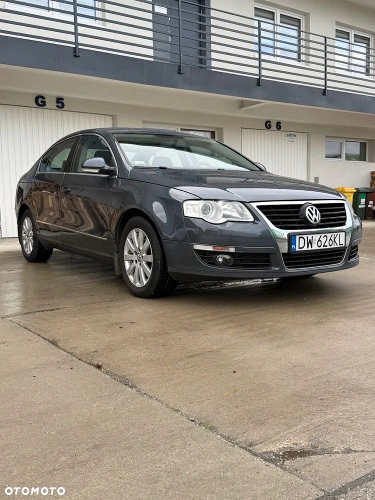 Volkswagen Passat 2.0 TDI DPF 4Mot Comfortline - 1