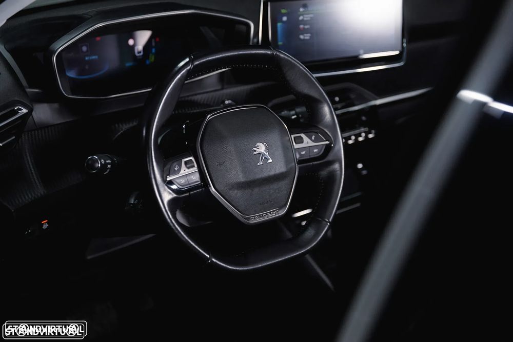 Peugeot e-208 GT Pack - 10