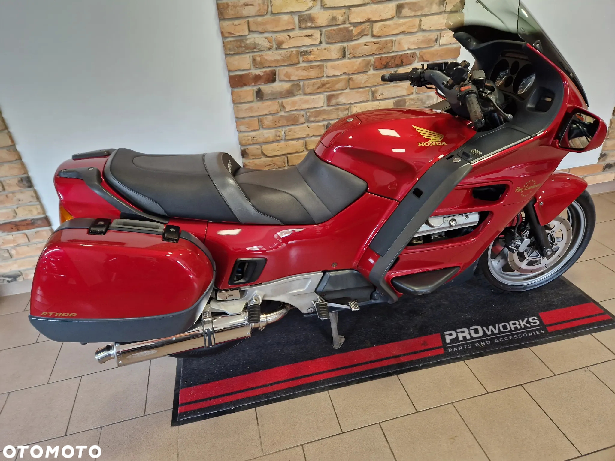 Honda ST - 3