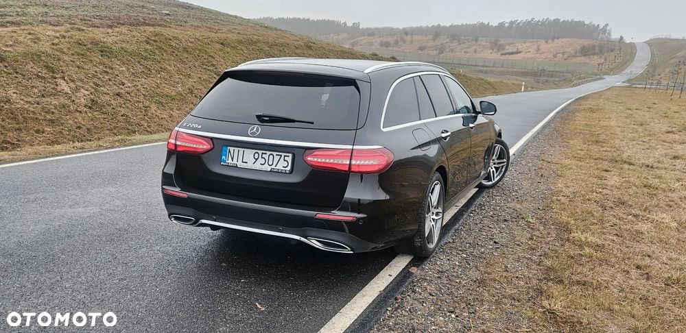 Mercedes-Benz Klasa E 220 d 9G-TRONIC - 12