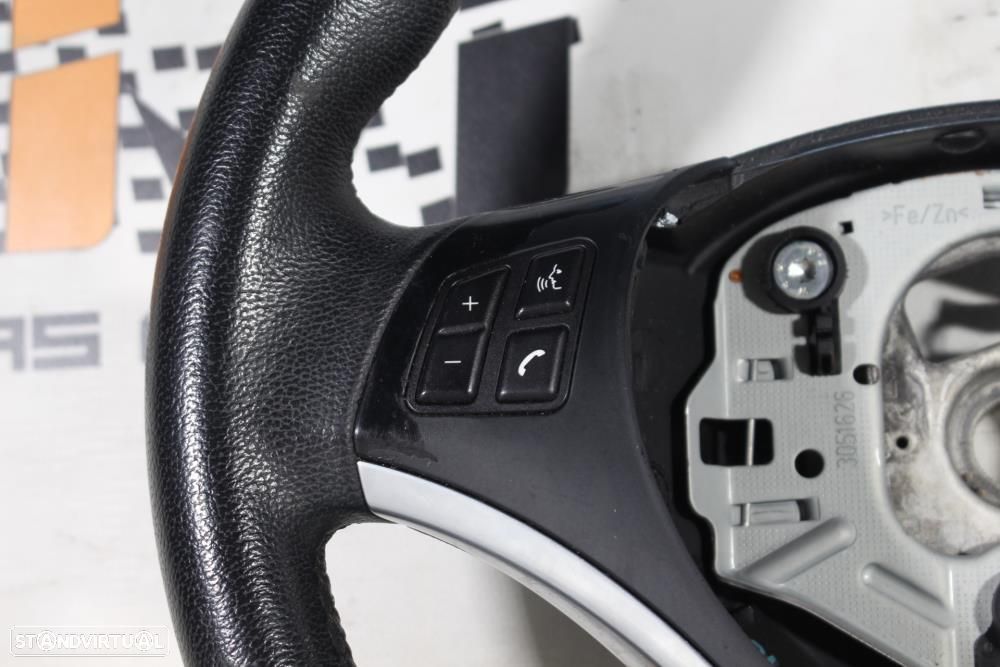 Volante Bmw 1 (E87)  E81 E82 E87 E88 E90 E91 E92 E93 E84 - 9