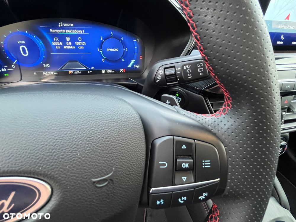 Ford Kuga 2.0 EcoBlue 4x4 ST-LINE X - 23