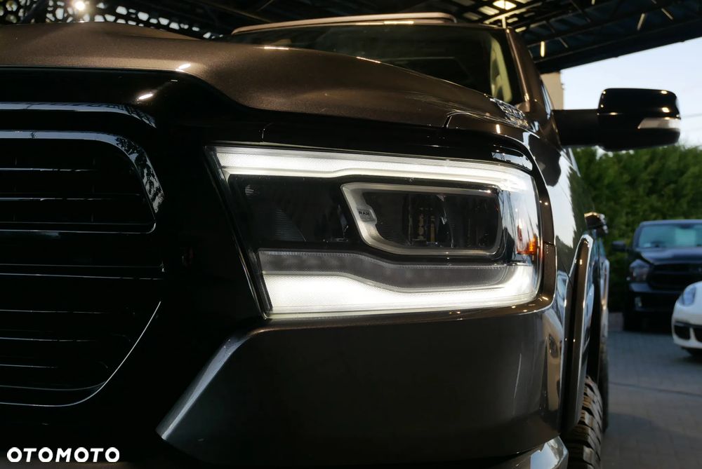 RAM 1500 Crew Cab Laramie - 37