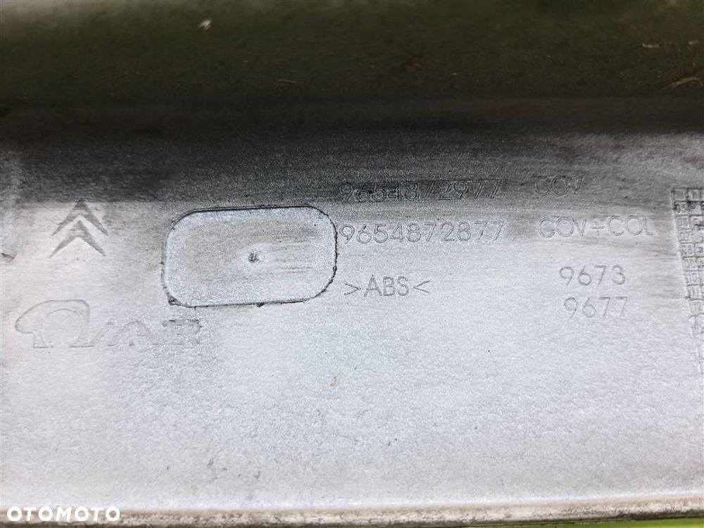 Blenda klapy bagażnika Citroen C4 Picasso 2006-2013r  LAK: EZRC SREBRNA - 8