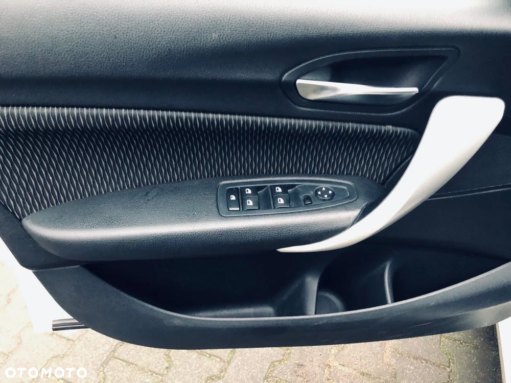 BMW Seria 1 114i - 9