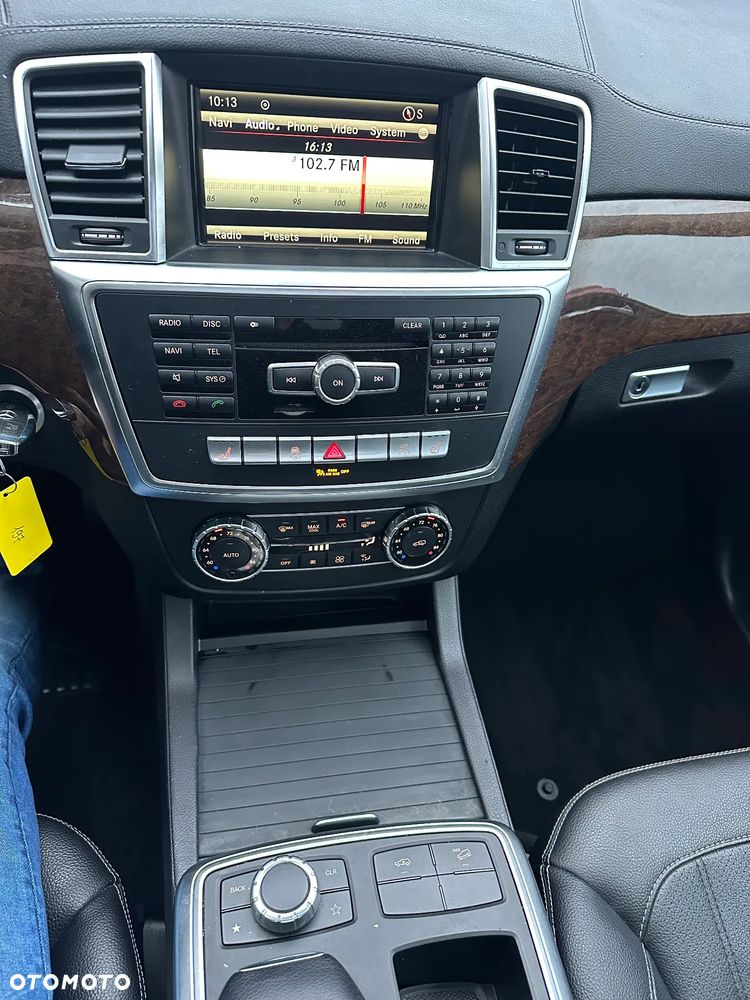 Mercedes-Benz GL 500 4-Matic - 31