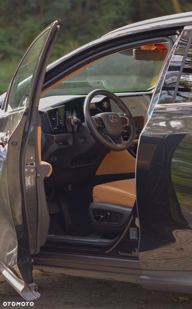 Lexus NX 350h Omotenashi AWD - 5