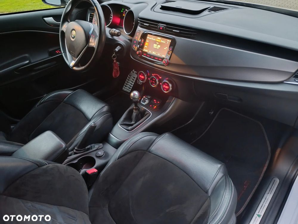 Alfa Romeo Giulietta - 8