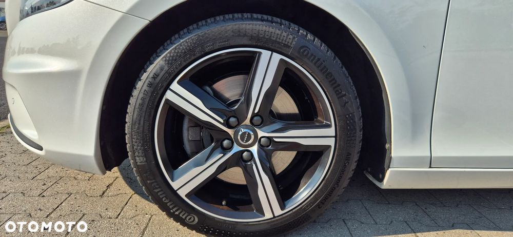 Volvo V40 T3 Drive-E R-Design Momentum - 9