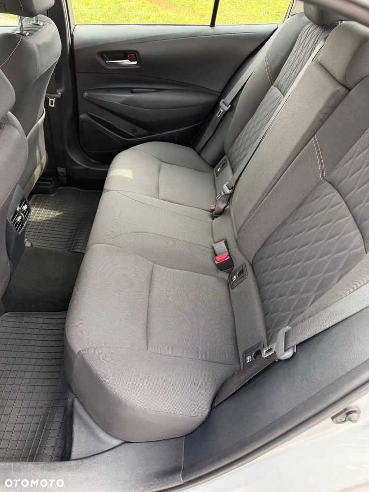 Toyota Corolla 1.6 Comfort - 11