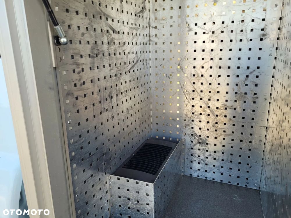 Ford Ranger XLT - 19