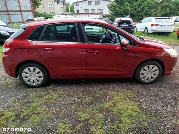 Citroën C4 VTi 120 90 Jahre - 5