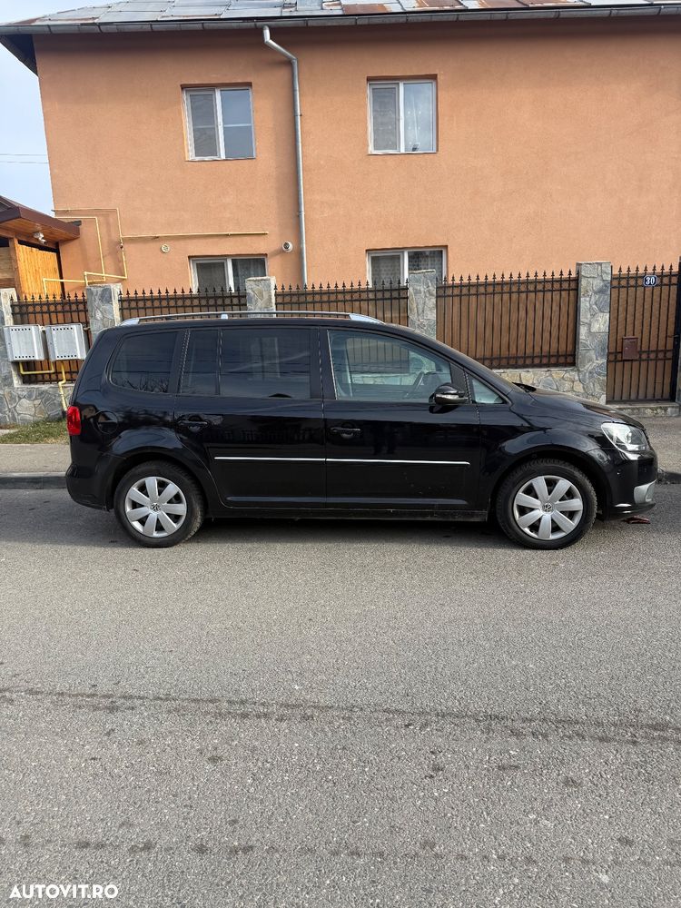 Volkswagen Touran 2.0TDI Highline - 3