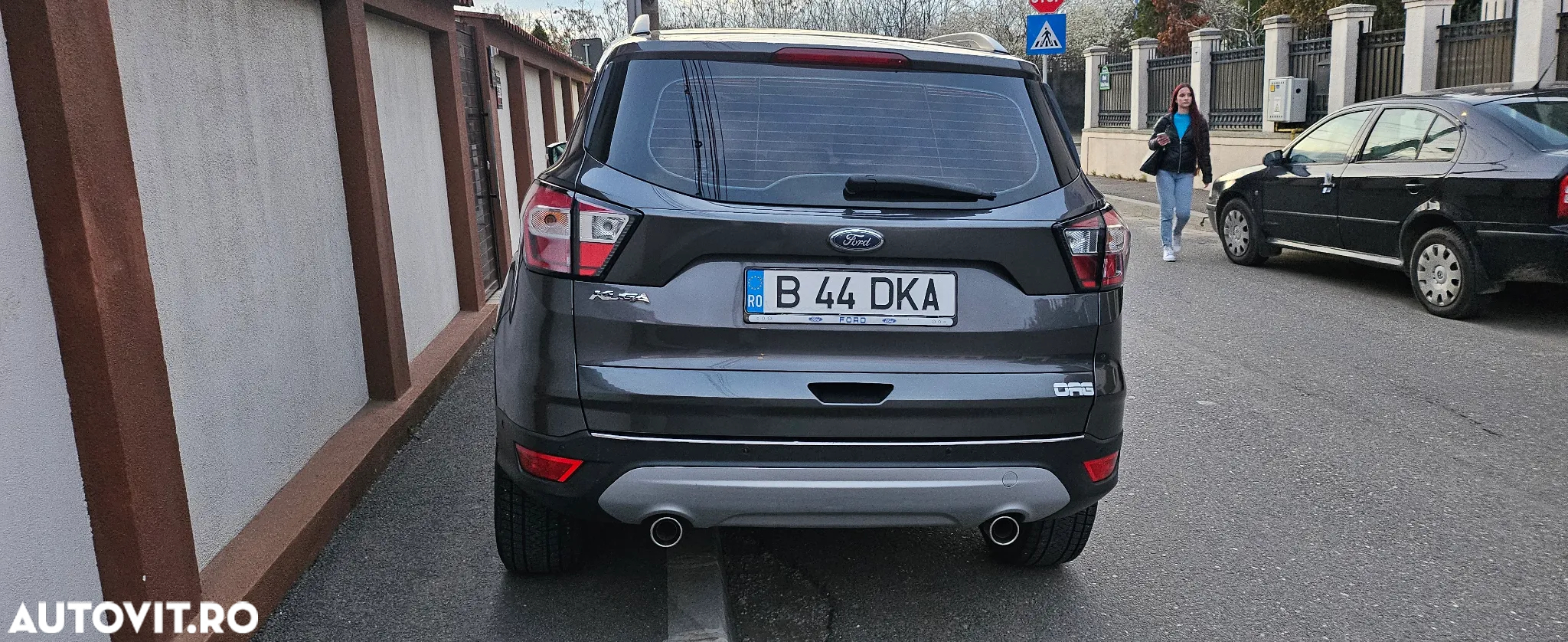 Ford Kuga 2.0 TDCi 4WD Powershift Titanium - 17