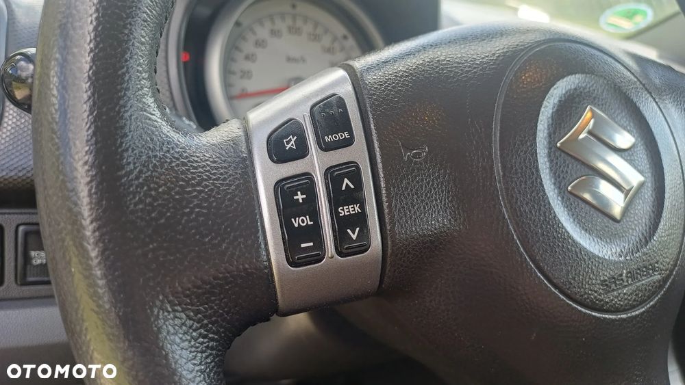 Suzuki Splash 1.0 Comfort - 16