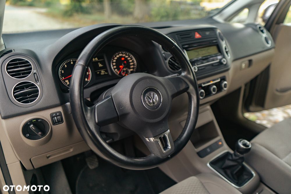 Volkswagen Golf Plus - 16