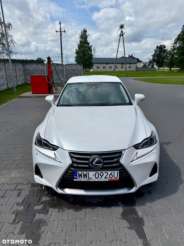 Lexus IS - 8
