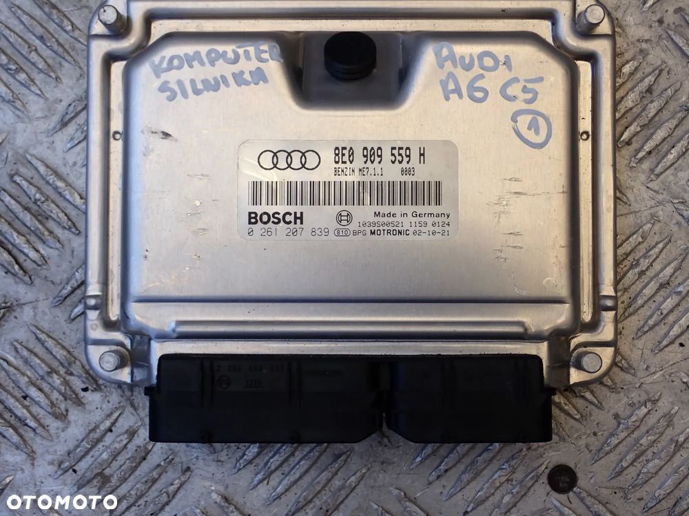 AUDI A6 C5 CZĘŚCI (1)- 4A0857833D, 8E0/1J0864203 B/C/D, 4B9827507M, 4B0823509,4B9827085D, 4B1880204G, DZWIGNIA HAMULCA RĘCZNEGO, 4B9827552M, 4B0823359C, LINKA MASKI, 8L0035501E, 4B0959655P, 8E0909559H, (E8) 67R-016205, 4B0962258N, 8D0422373C, 4B0955453A,  RADIO +PANEL - 26