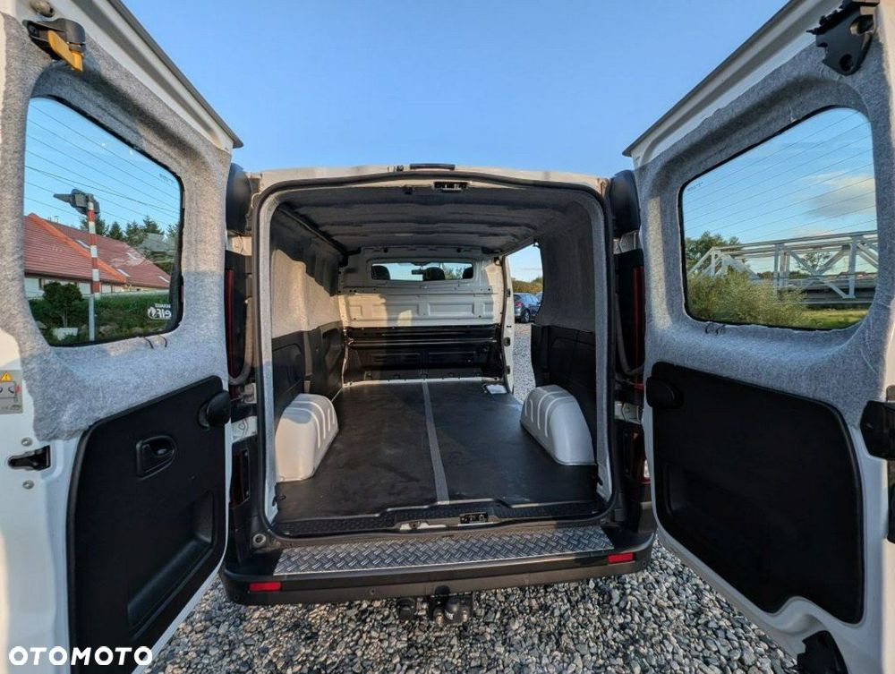Renault Trafic - 17