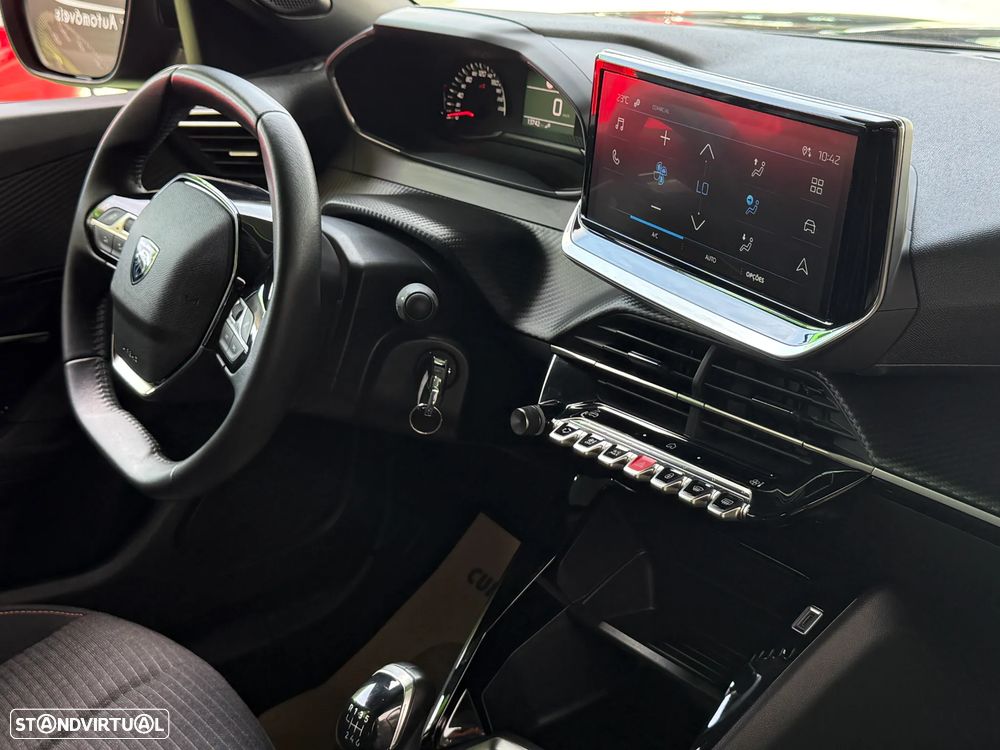 Peugeot 2008 1.2 Style - 26