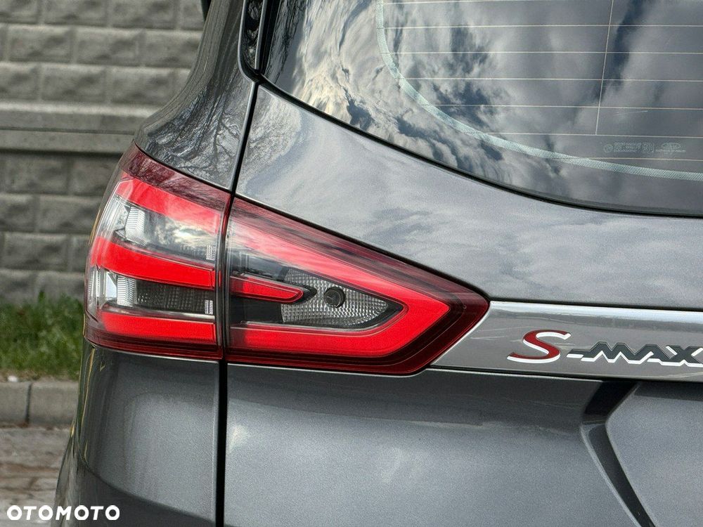 Ford S-Max 2.0 EcoBlue Titanium - 39