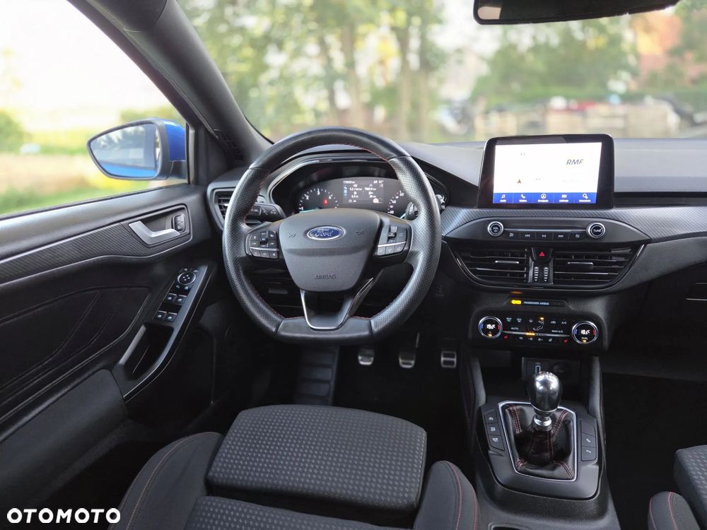 Ford Focus 1.5 EcoBlue Start-Stopp-System ST-LINE - 13