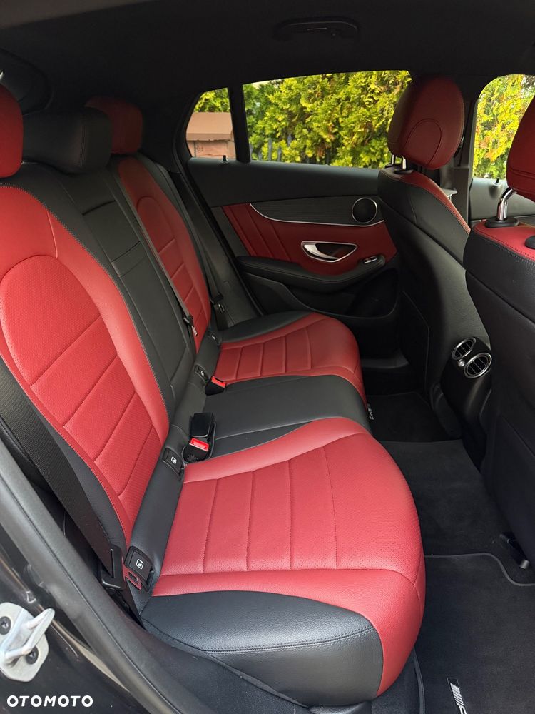 Mercedes-Benz GLC 220 d 4Matic 9G-TRONIC - 25