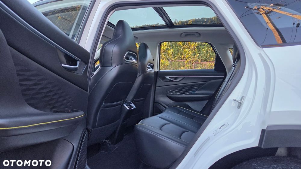 BAIC 5 2023 photo 5