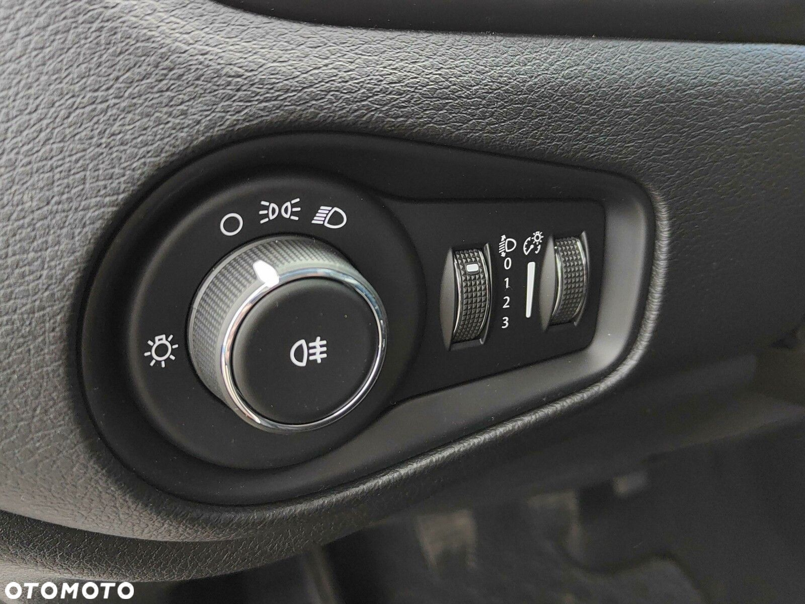 Jeep Renegade 1.0 GSE T3 Turbo Longitude FWD S&S - 14
