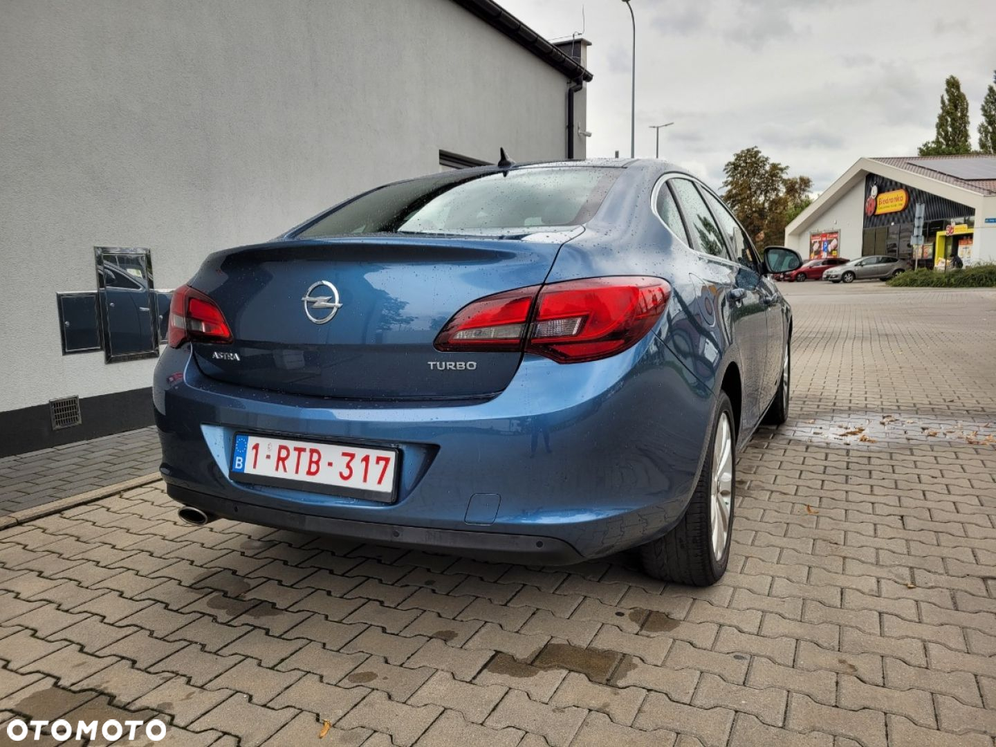 Opel Astra 1.4 Turbo Exklusiv - 10